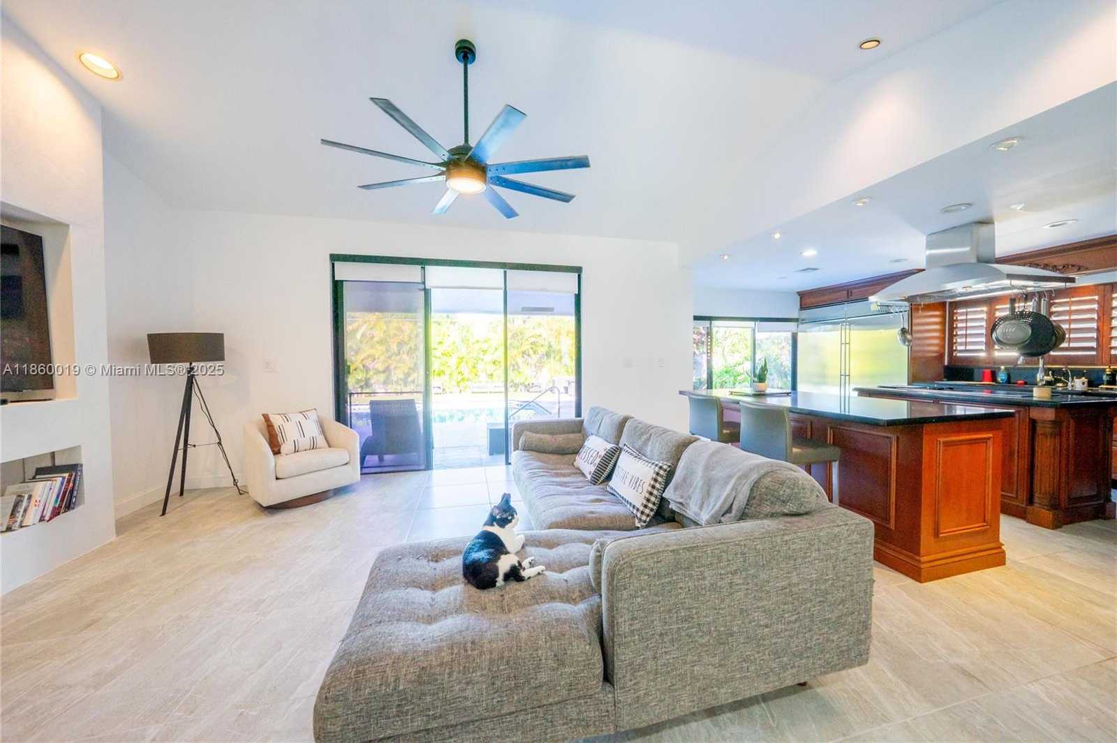 Small Image of 3950 NORTH WEST 73RD AVE, Lauderhill Number 12