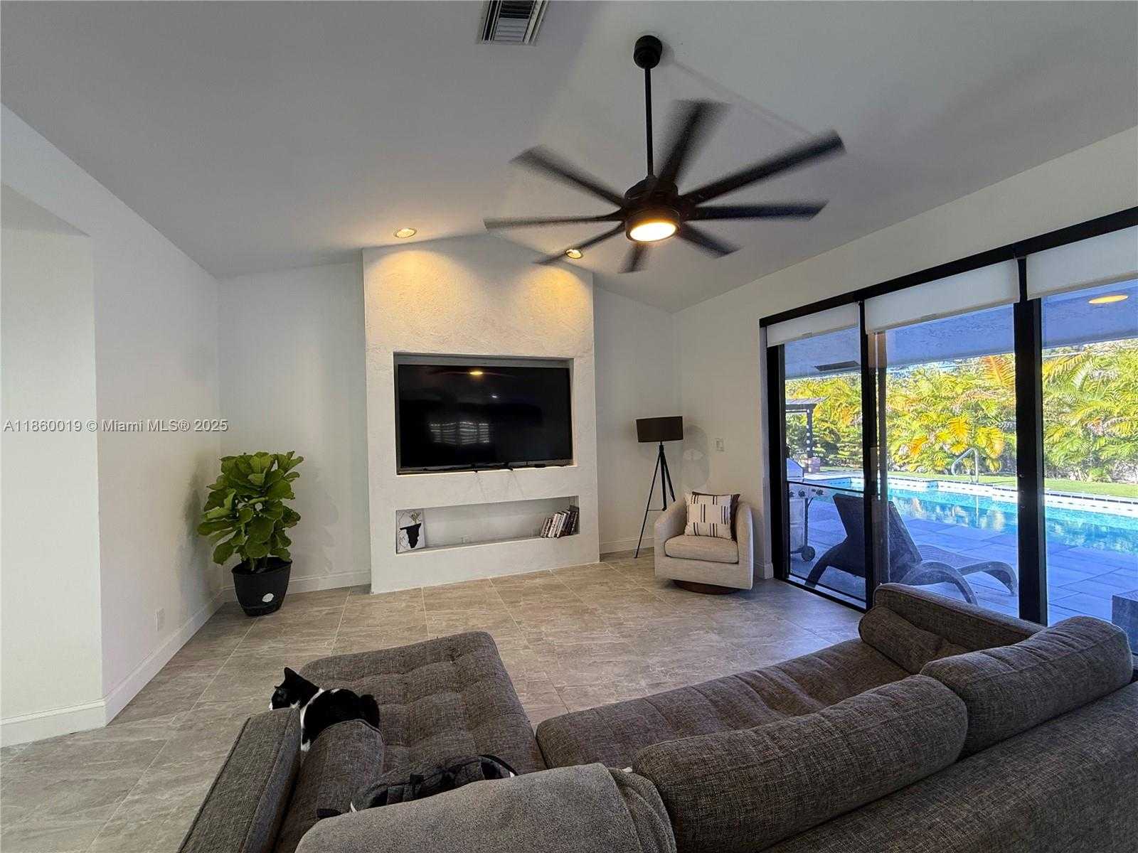 Small Image of 3950 NORTH WEST 73RD AVE, Lauderhill Number 14