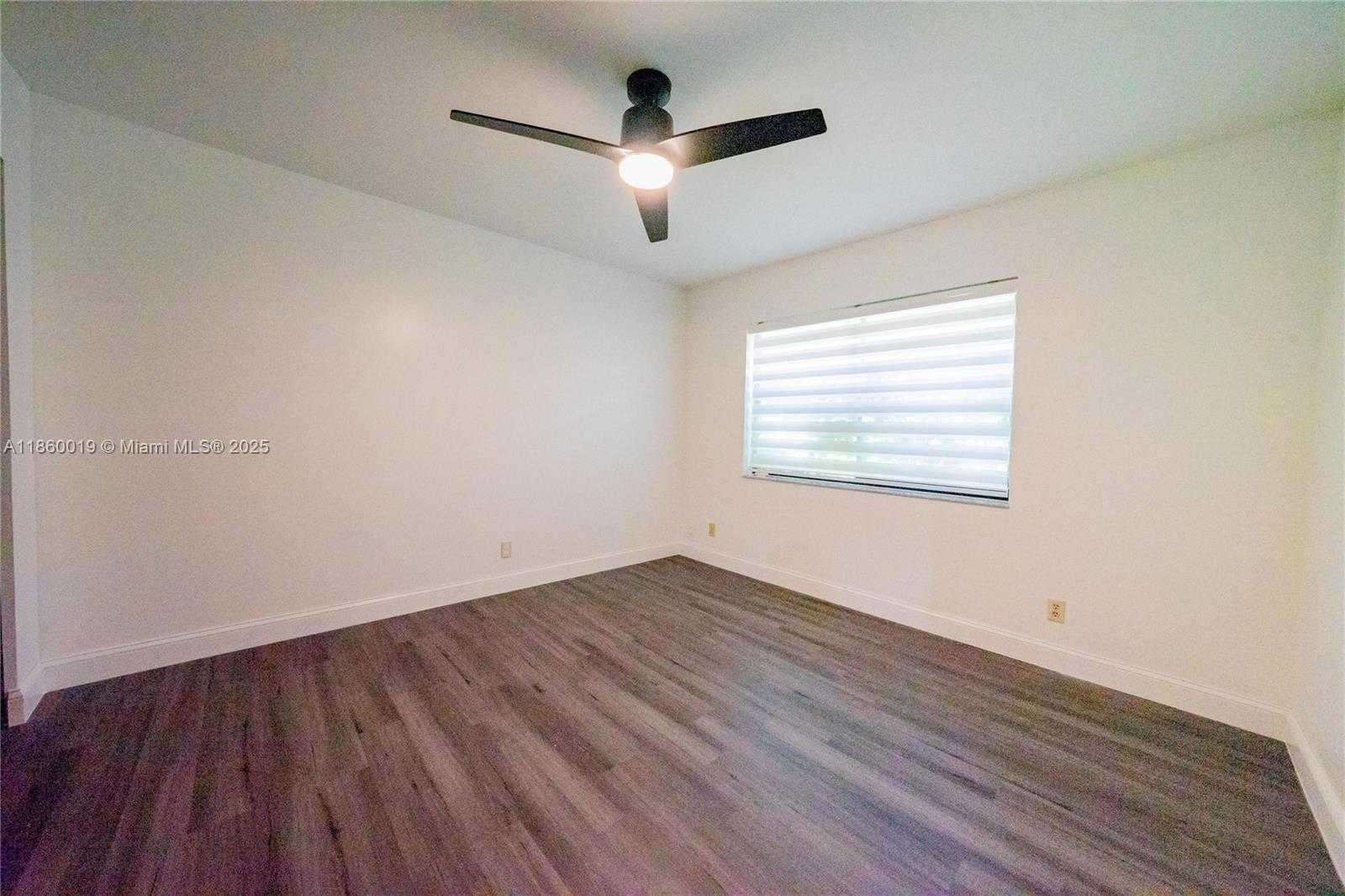 Small Image of 3950 NORTH WEST 73RD AVE, Lauderhill Number 30