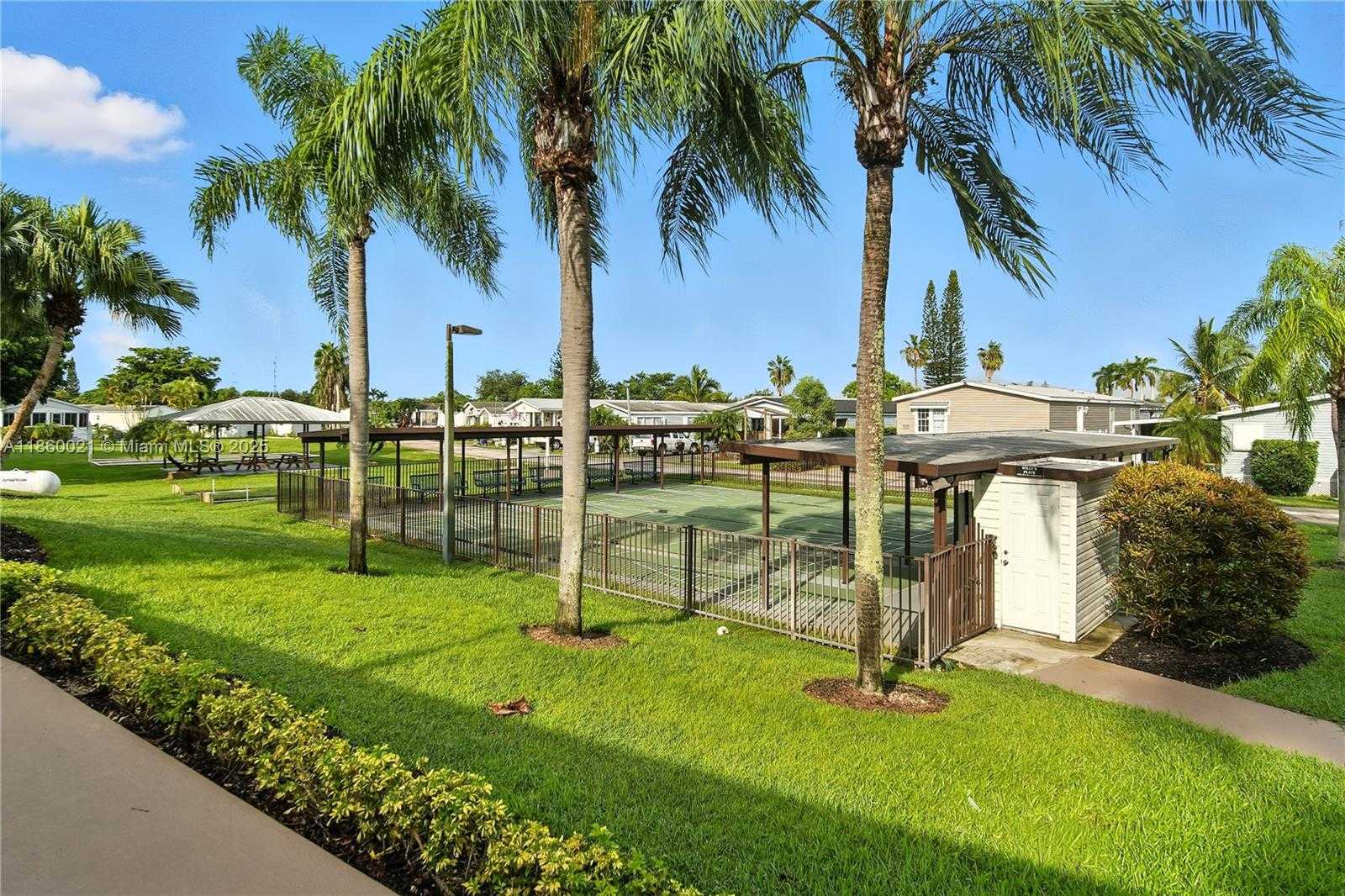 Small Image of 18728 SOUTH WEST 349 ST, Homestead Number 26
