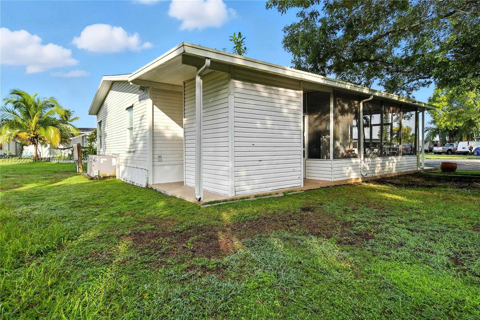 Small Image of 18728 SOUTH WEST 349 ST, Homestead Number 4
