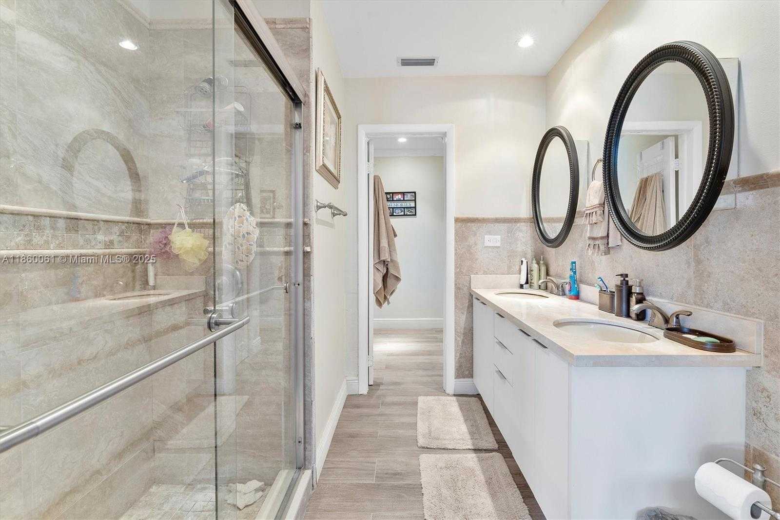 Small Image of 14830 DADE PINE AVE, Miami Lakes Number 27