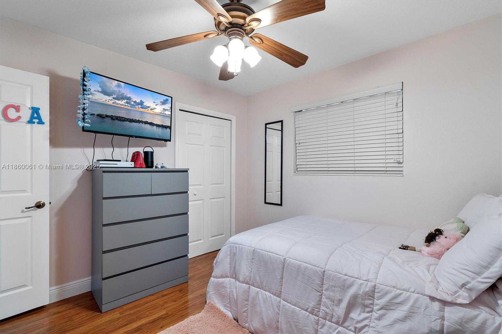 Small Image of 14830 DADE PINE AVE, Miami Lakes Number 34