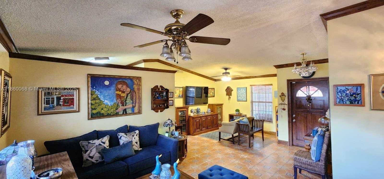 Small Image of 18959 NORTH WEST 63RD CT CIR, Hialeah Number 7