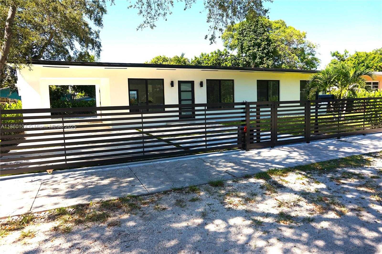 Small Image of 53 NORTH WEST 68TH ST, Miami Number 2