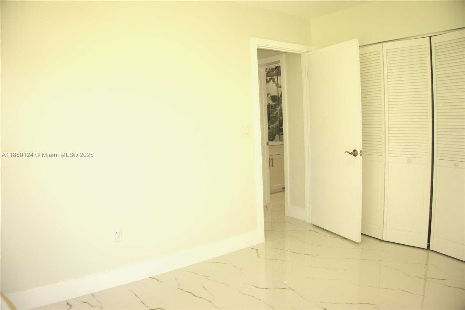 Small Image of 53 NORTH WEST 68TH ST, Miami Number 21
