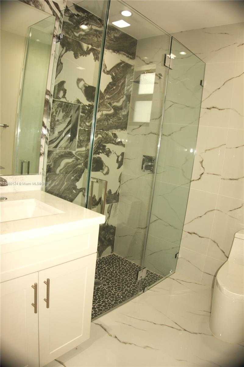 Small Image of 53 NORTH WEST 68TH ST, Miami Number 32
