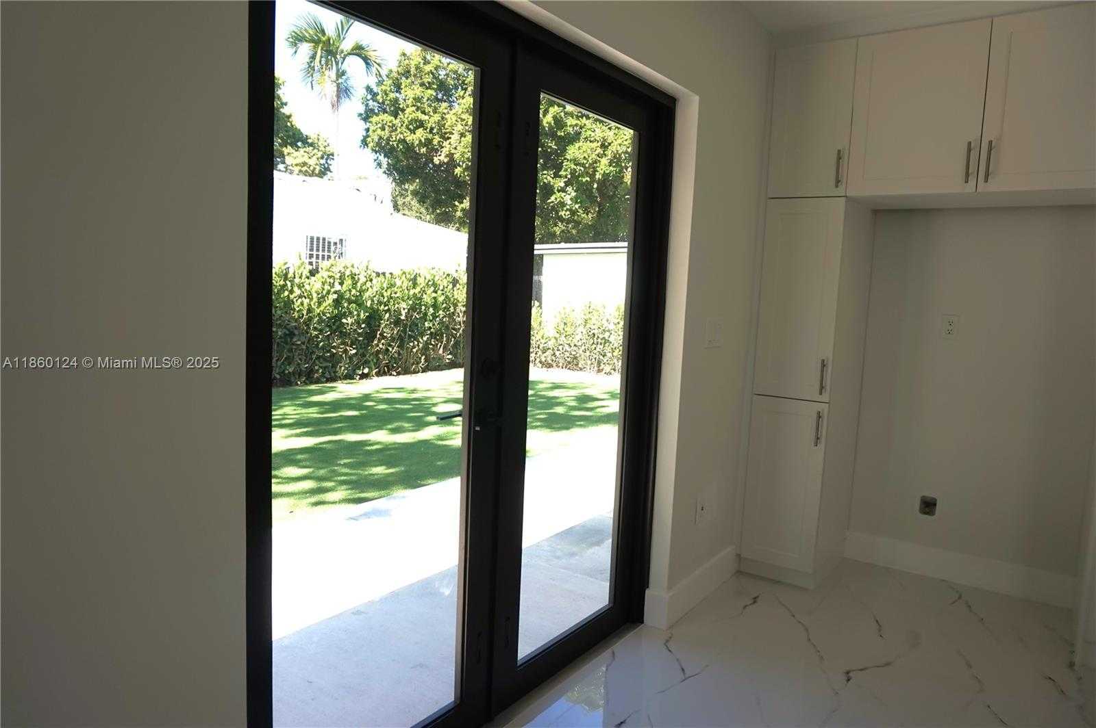Small Image of 53 NORTH WEST 68TH ST, Miami Number 35
