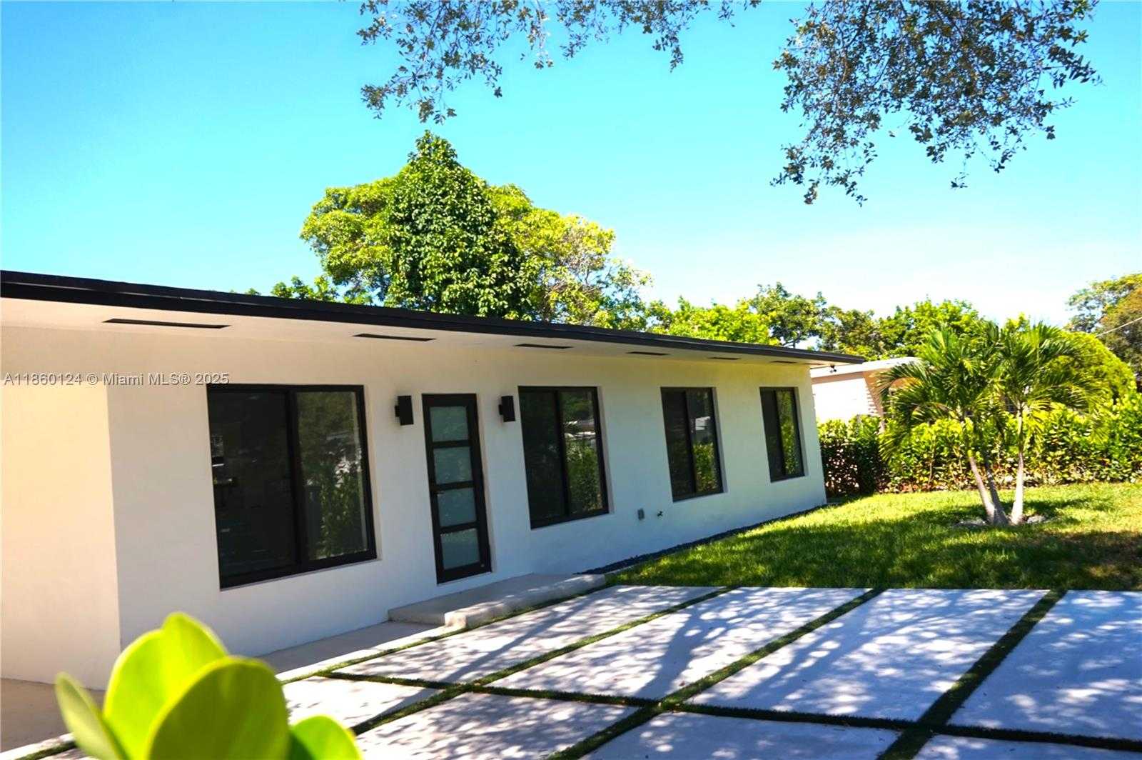 Small Image of 53 NORTH WEST 68TH ST, Miami Number 4