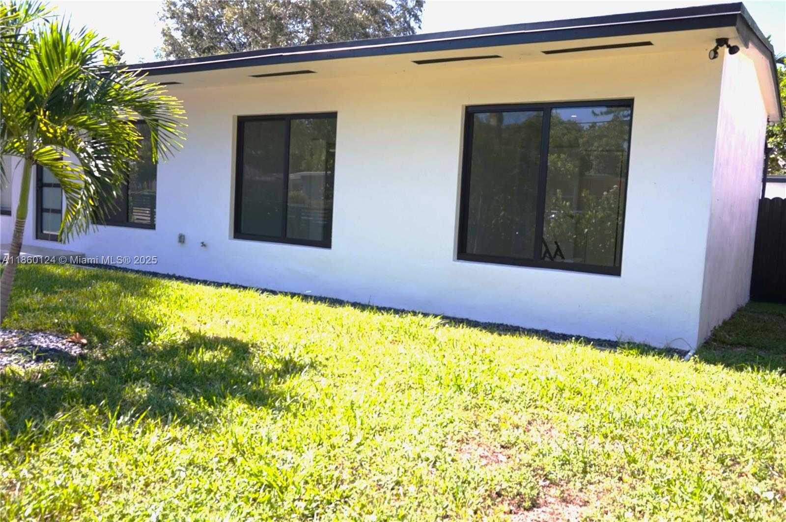 Small Image of 53 NORTH WEST 68TH ST, Miami Number 6