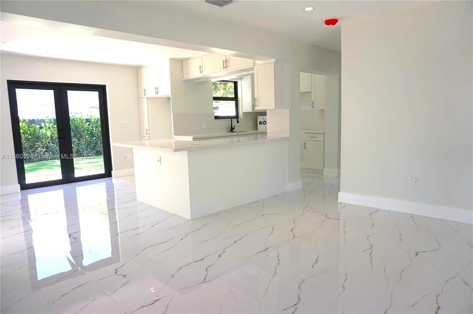 Small Image of 53 NORTH WEST 68TH ST, Miami Number 9