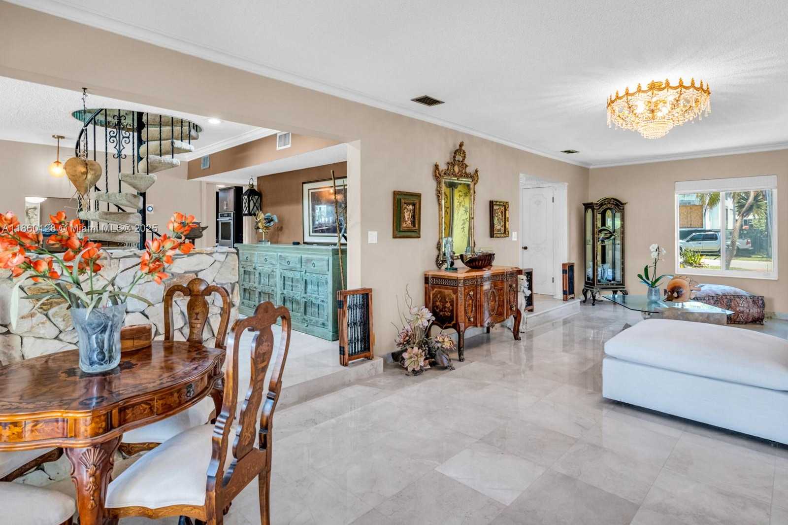 Small Image of 624 PALM DR, Hallandale Beach Number 14