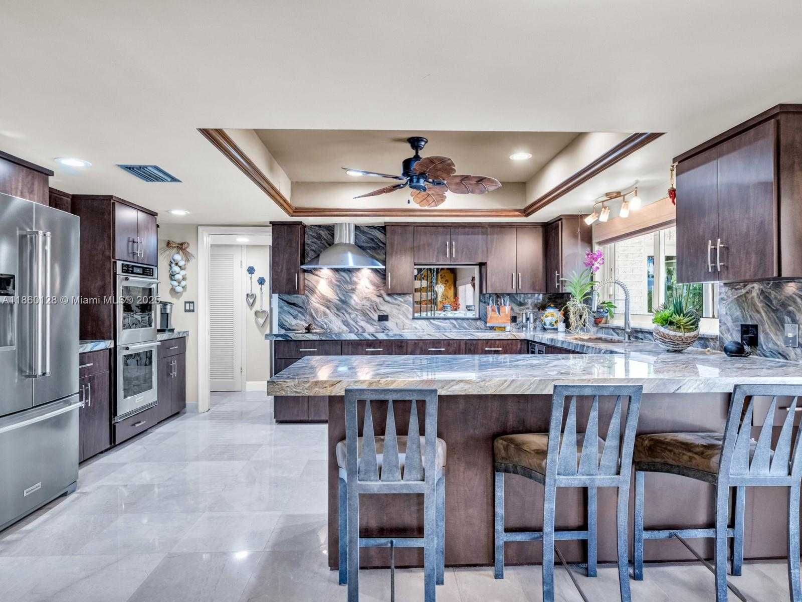 Small Image of 624 PALM DR, Hallandale Beach Number 23