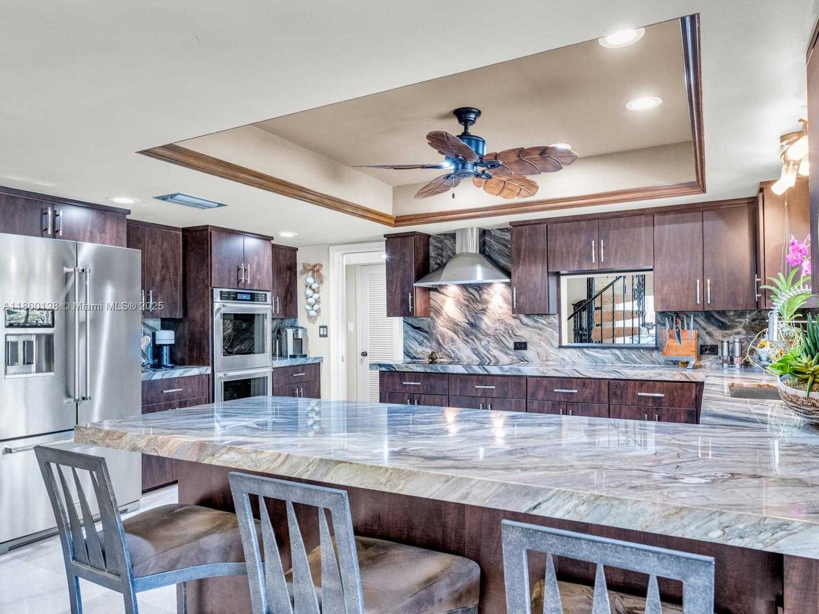 Small Image of 624 PALM DR, Hallandale Beach Number 24