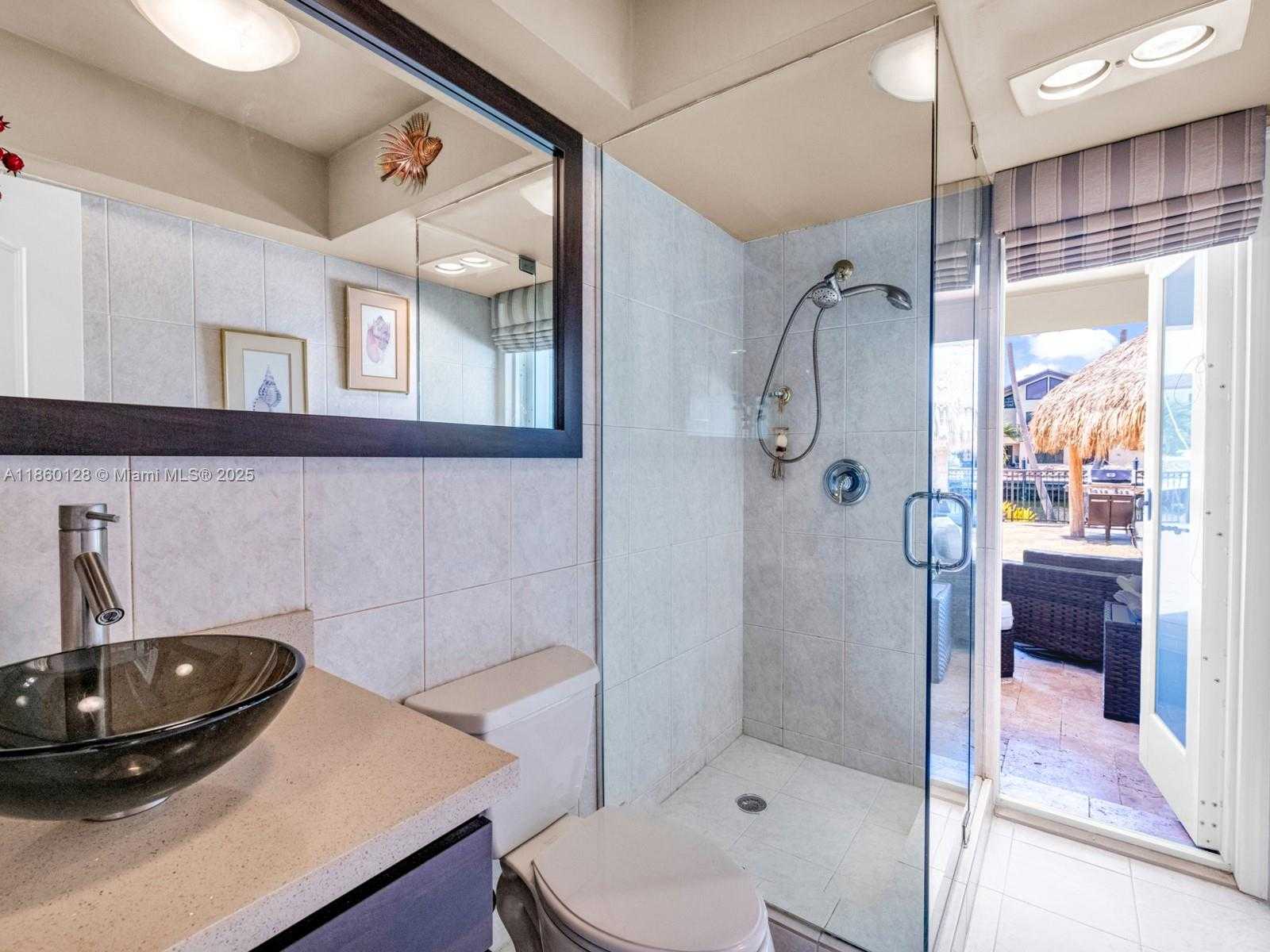 Small Image of 624 PALM DR, Hallandale Beach Number 27