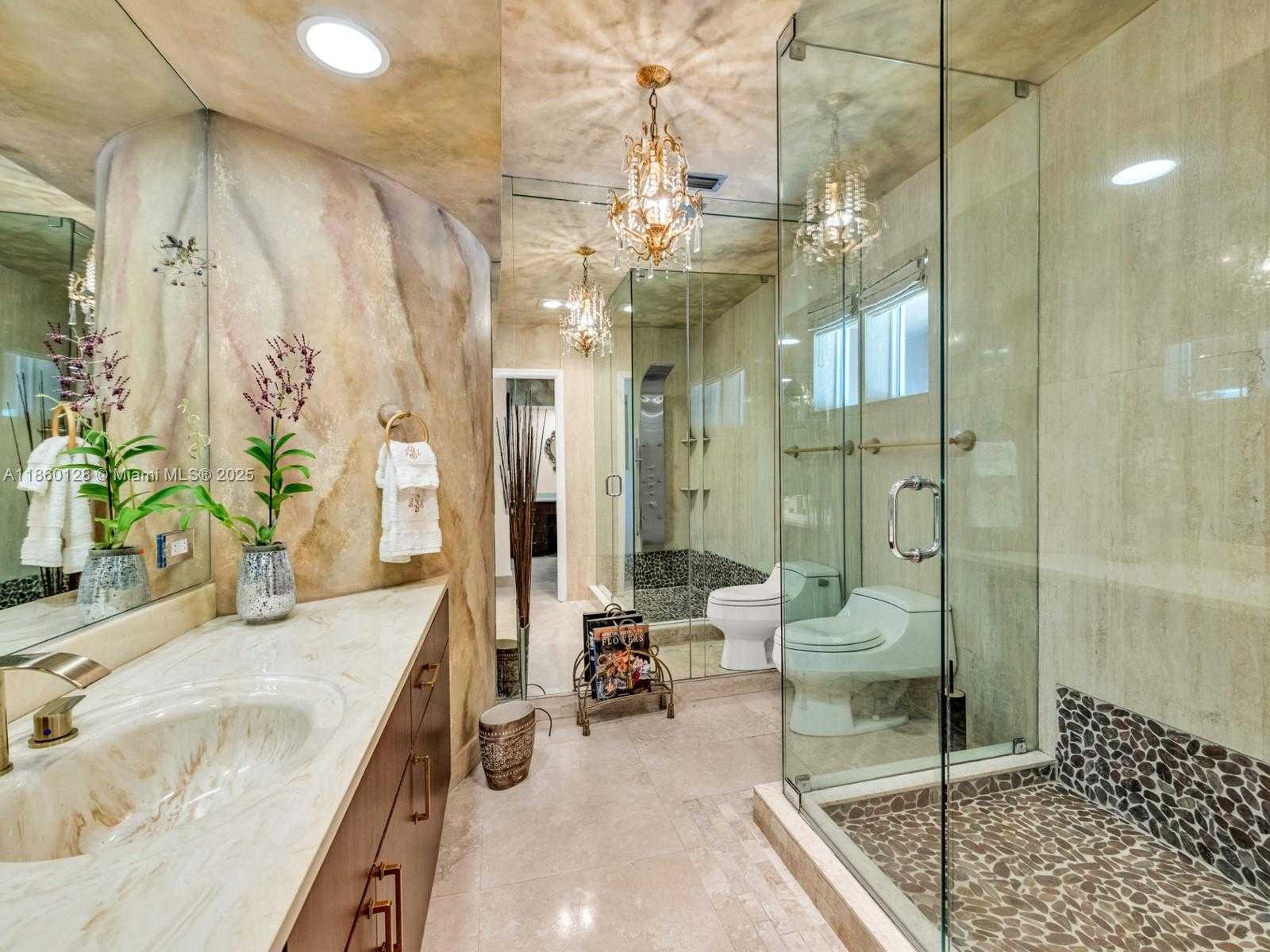 Small Image of 624 PALM DR, Hallandale Beach Number 34