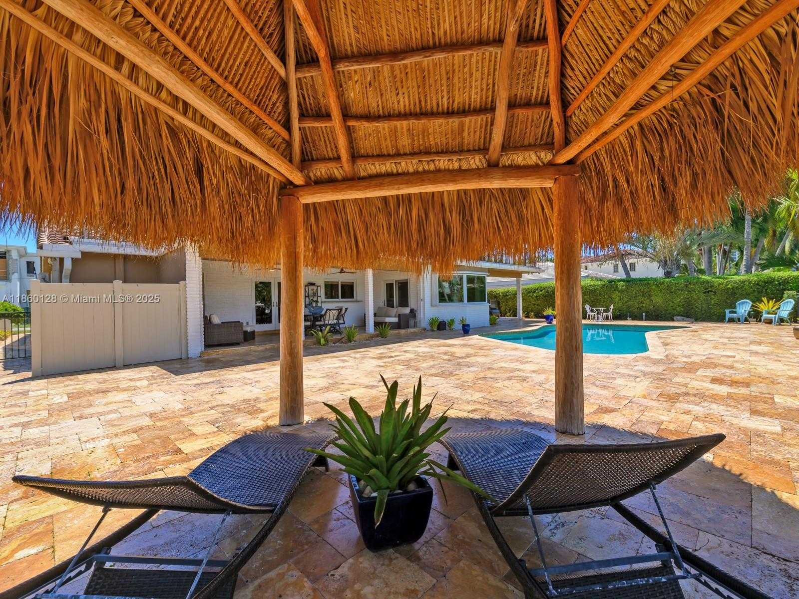 Small Image of 624 PALM DR, Hallandale Beach Number 52