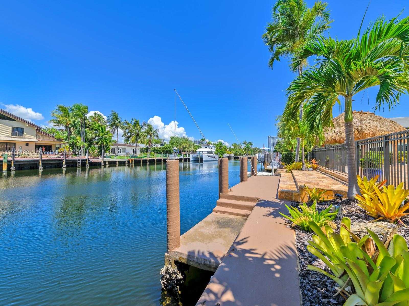 Small Image of 624 PALM DR, Hallandale Beach Number 56