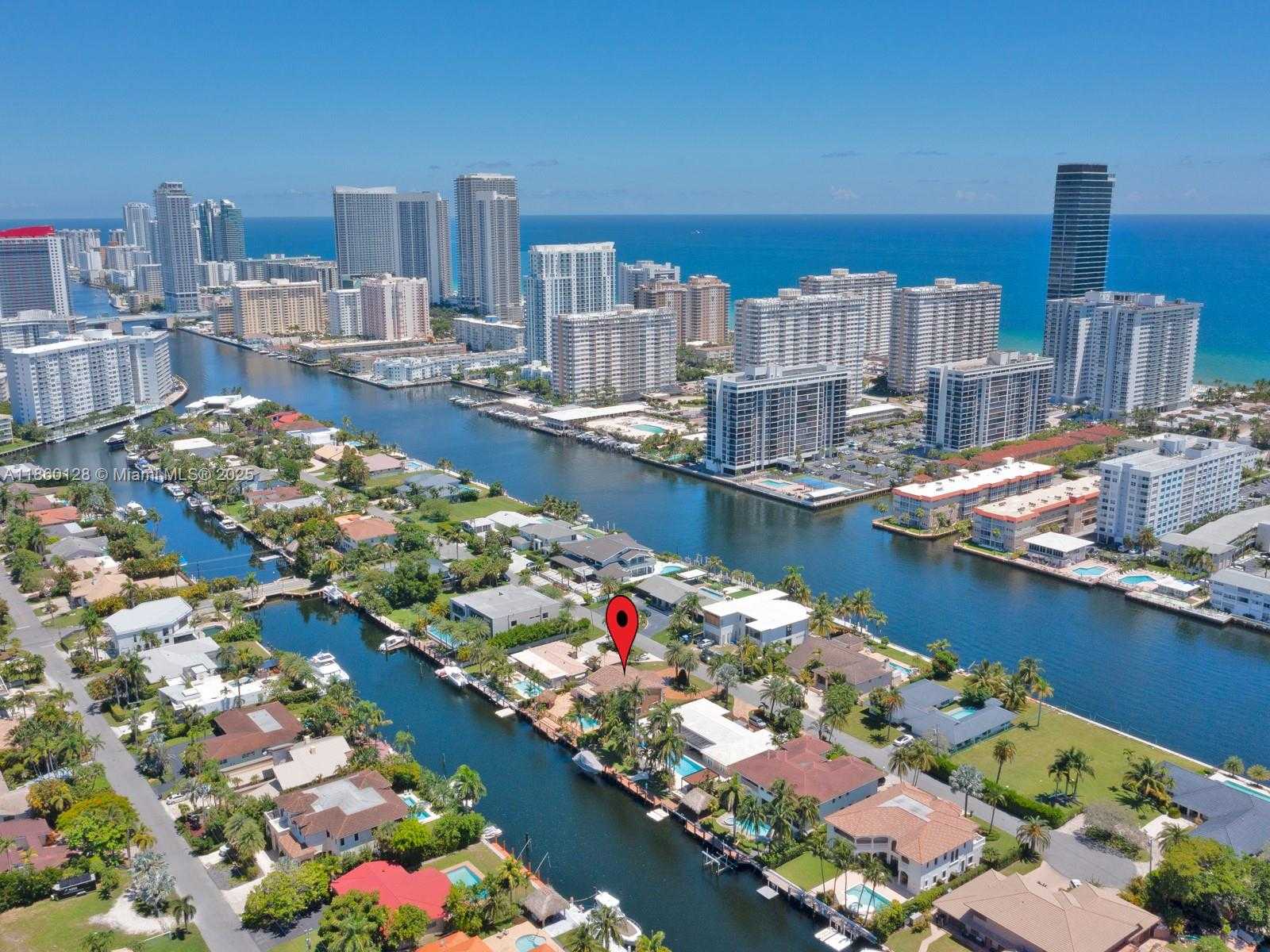 Small Image of 624 PALM DR, Hallandale Beach Number 64