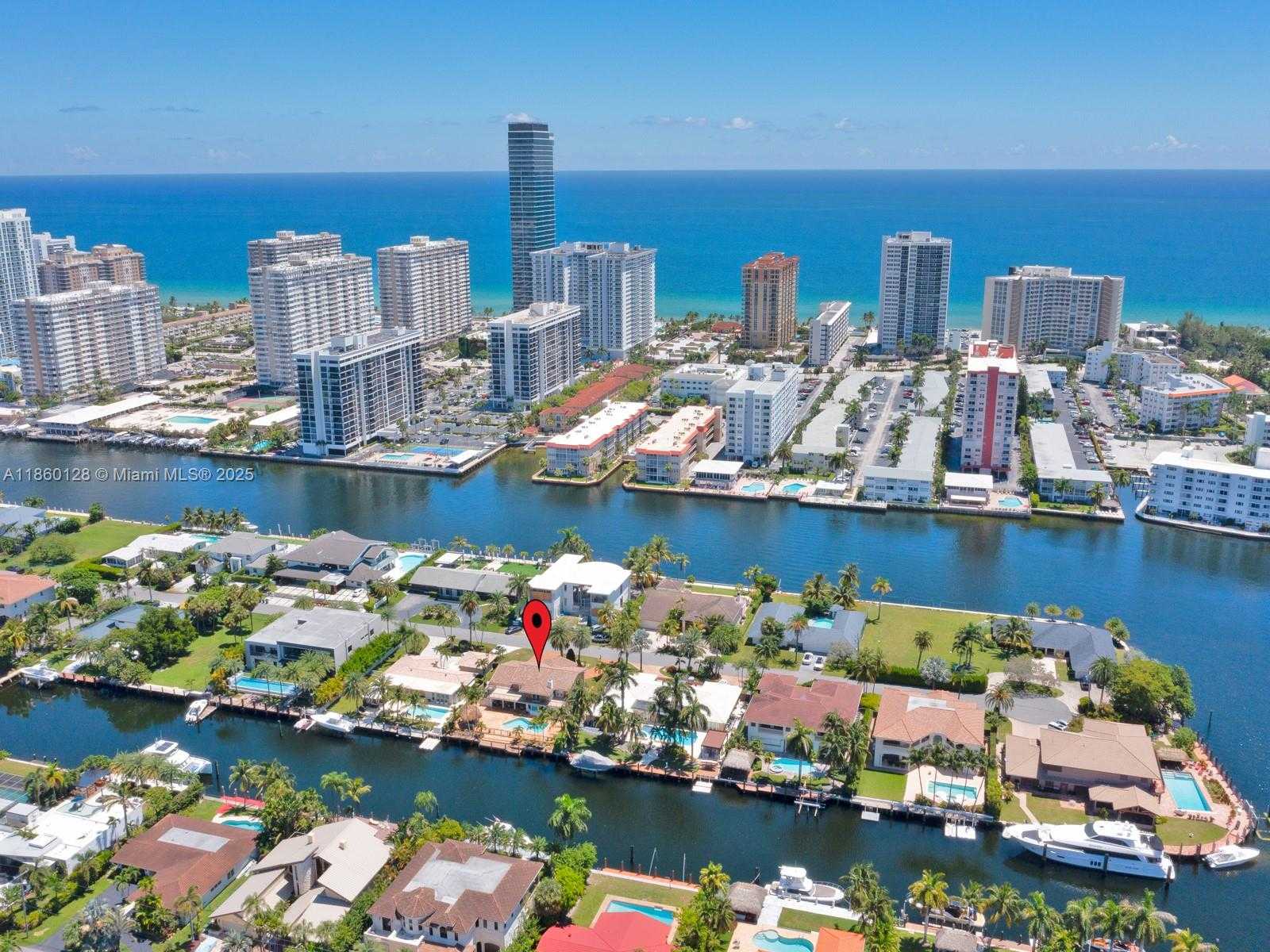 Small Image of 624 PALM DR, Hallandale Beach Number 74