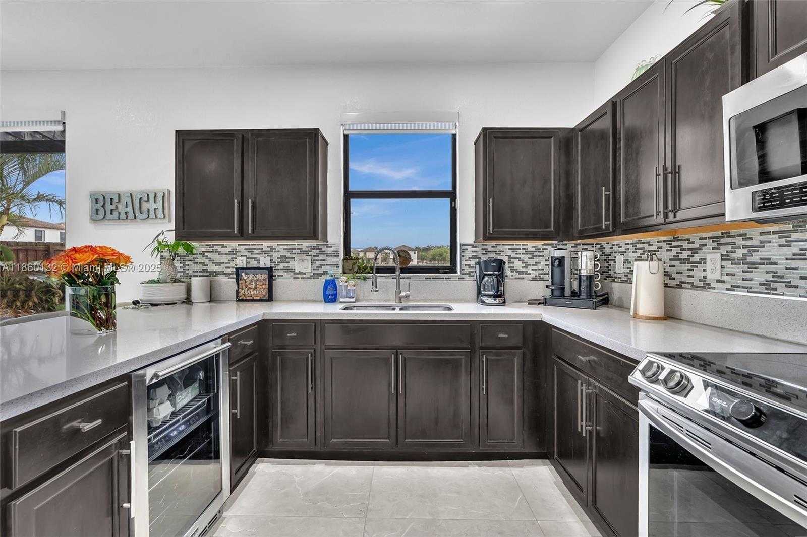Small Image of 11709 SOUTH WEST 253RD ST, Homestead Number 16
