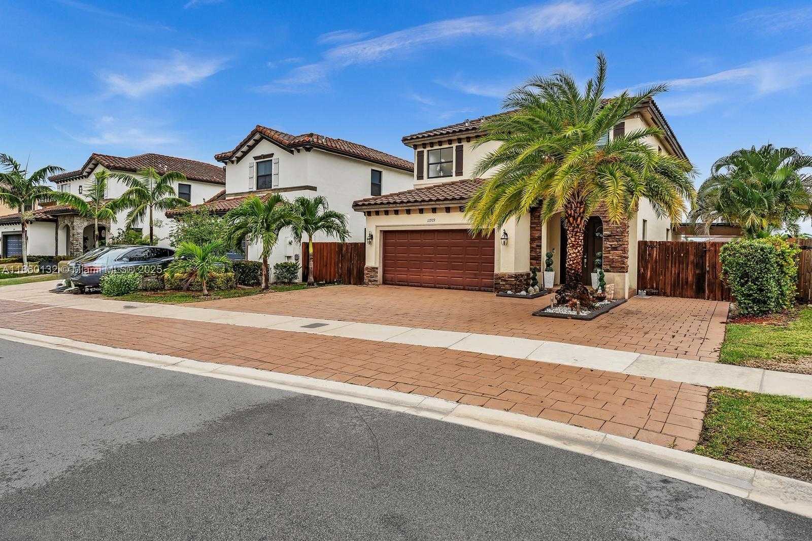 Small Image of 11709 SOUTH WEST 253RD ST, Homestead Number 3