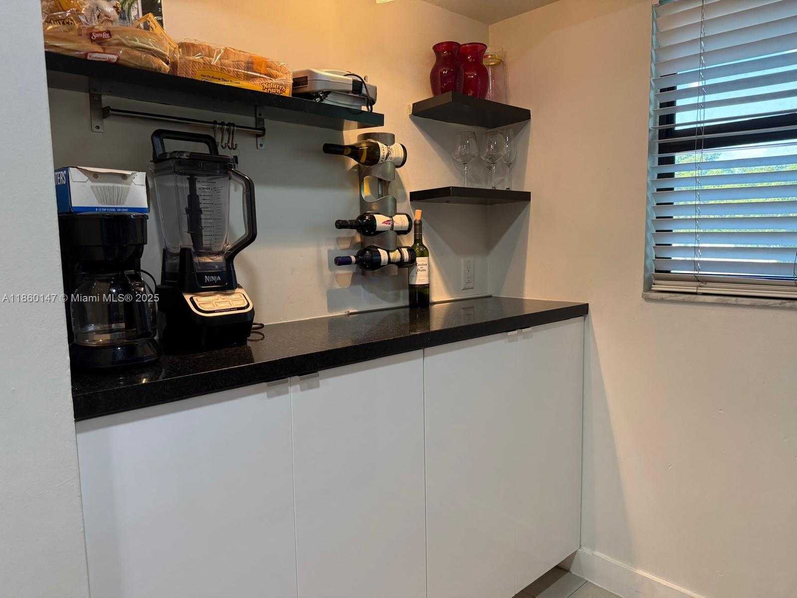 Small Image of 4018 DEL RíO WAY, Sunrise Number 11