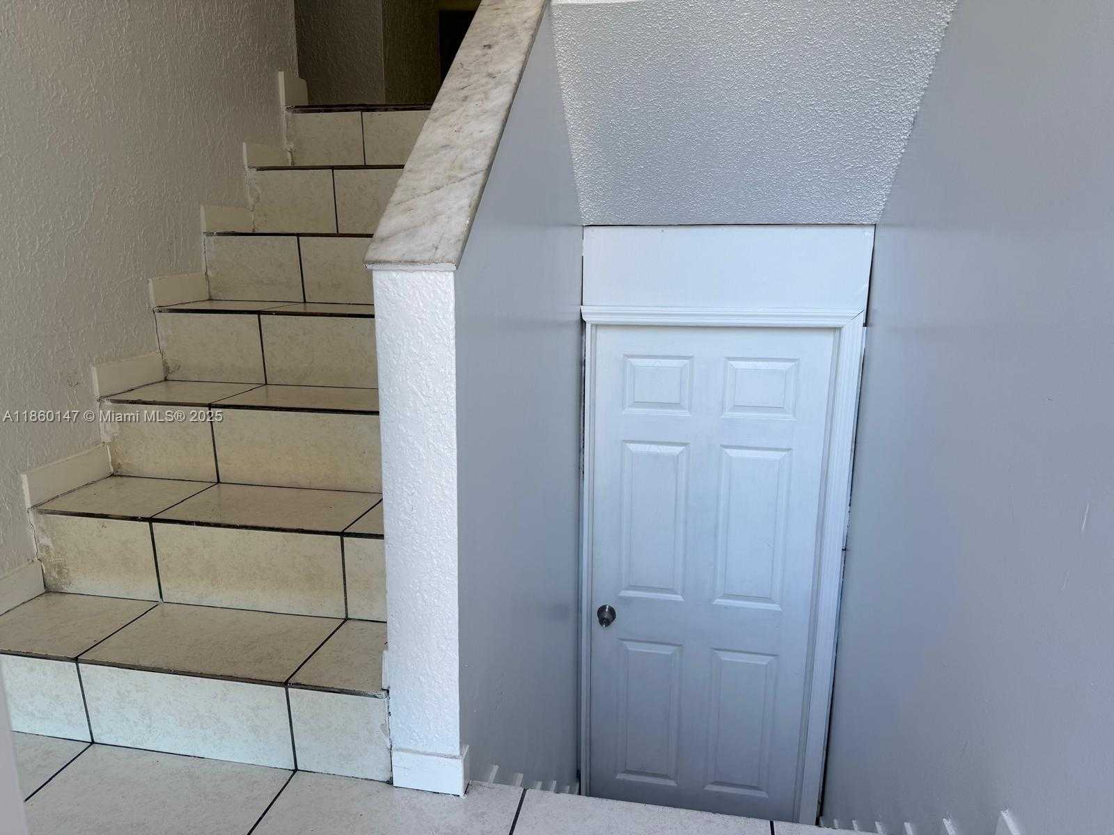 Small Image of 4018 DEL RíO WAY, Sunrise Number 13