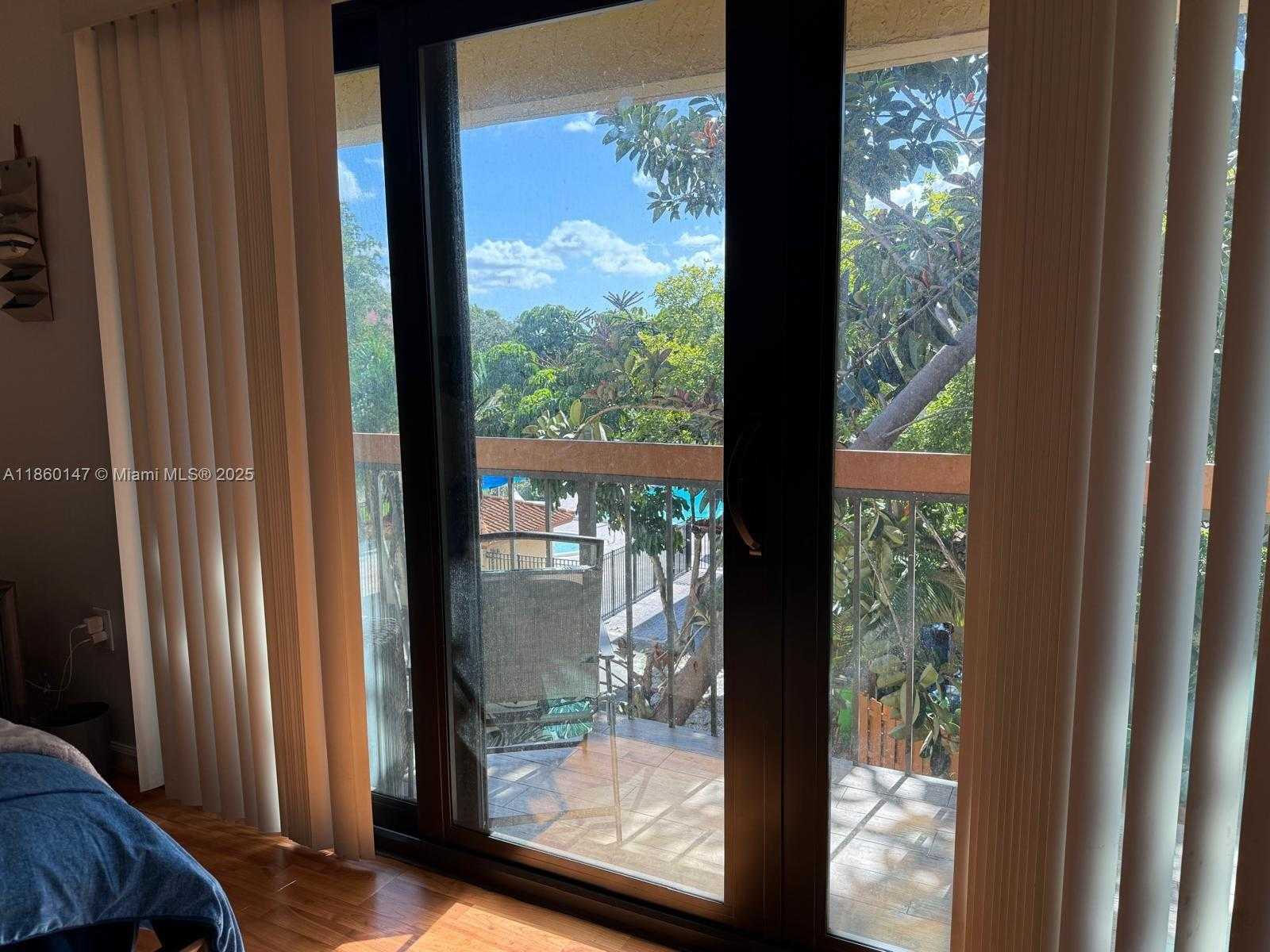 Small Image of 4018 DEL RíO WAY, Sunrise Number 20