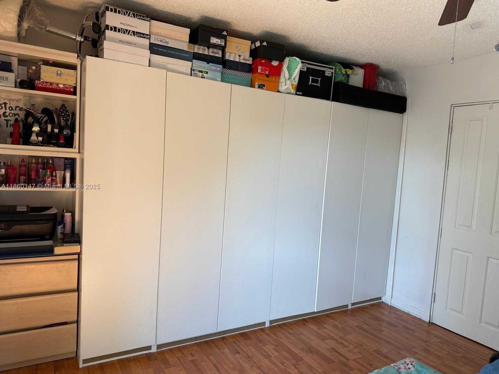 Small Image of 4018 DEL RíO WAY, Sunrise Number 21