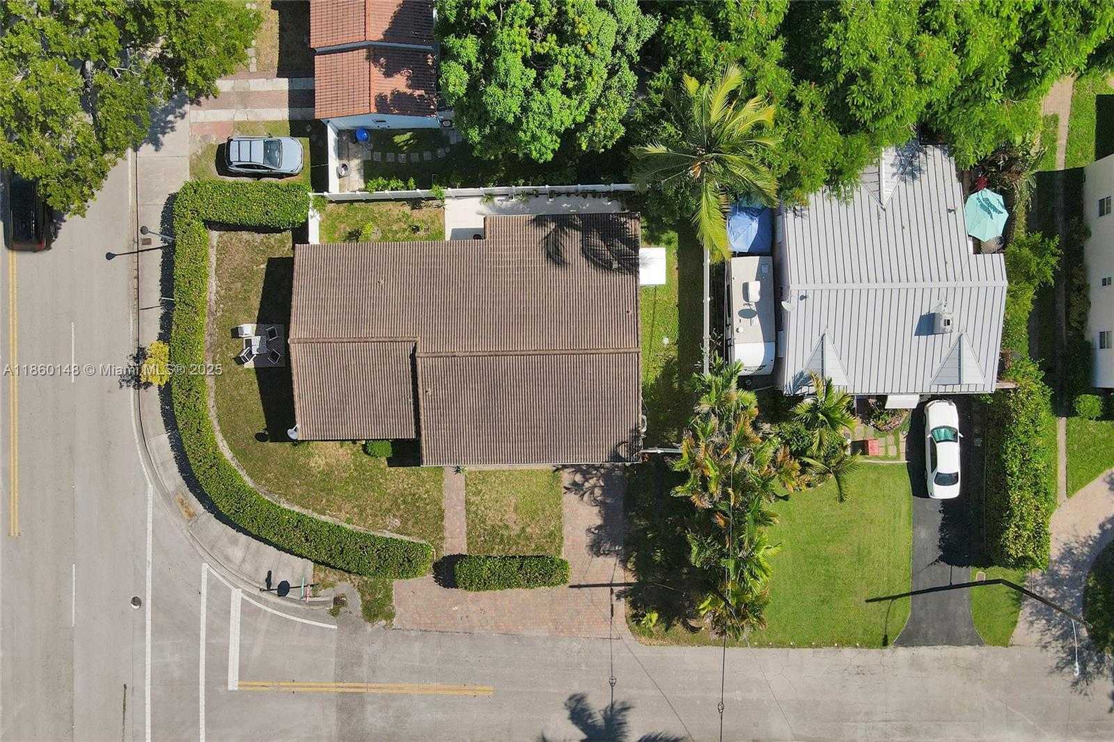 Small Image of 10 NORTH WEST 100TH ST, Miami Shores Number 13