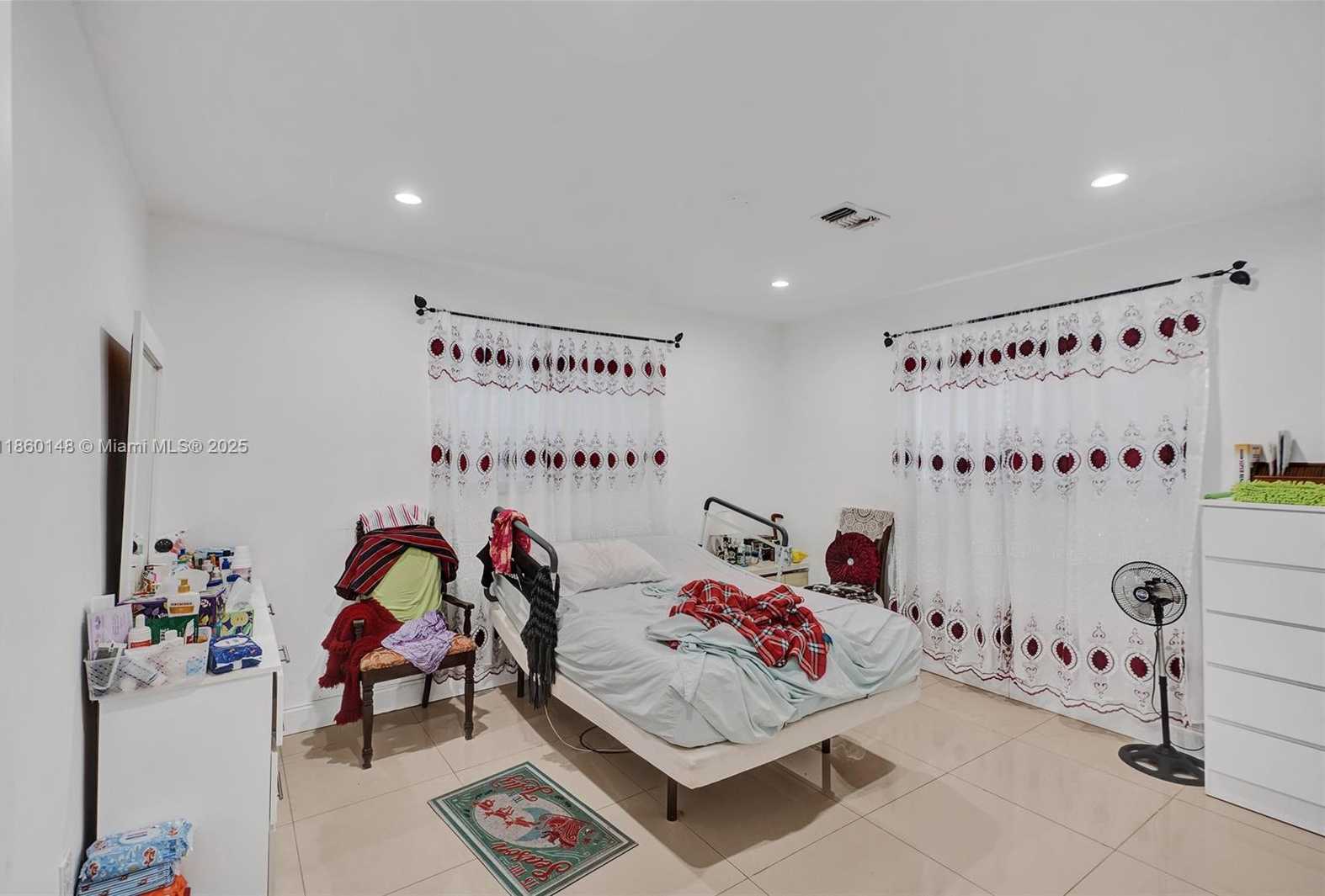 Small Image of 10 NORTH WEST 100TH ST, Miami Shores Number 25