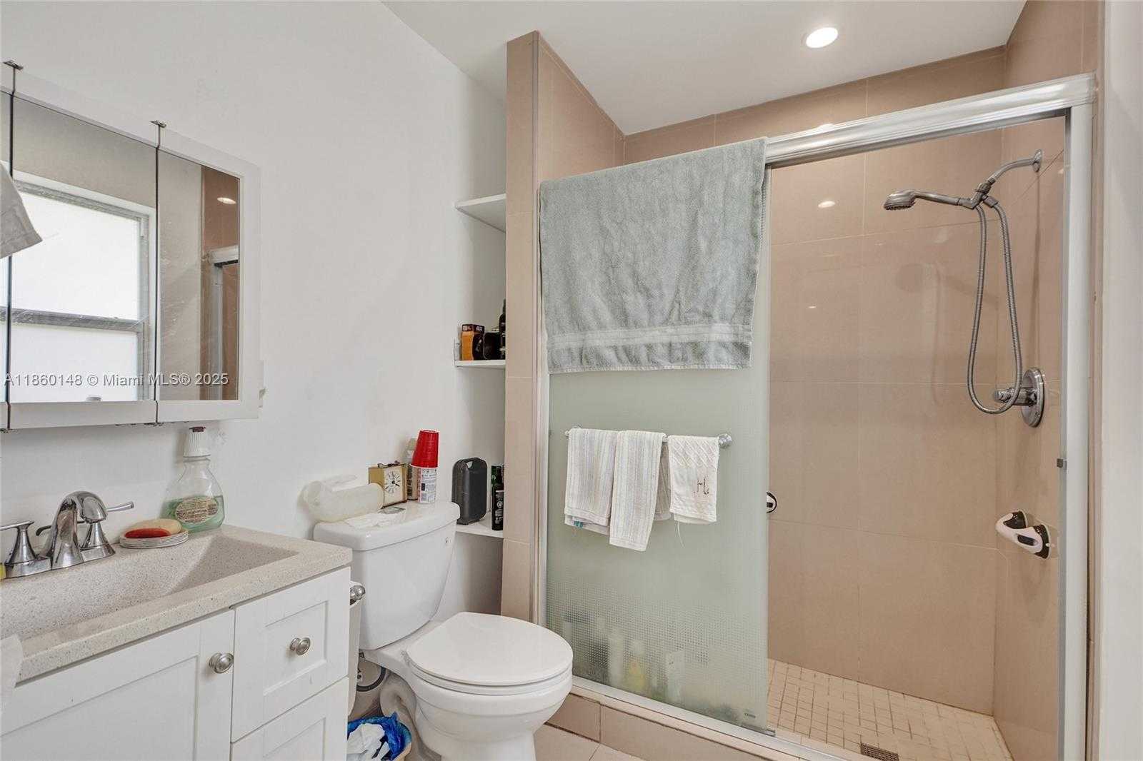 Small Image of 10 NORTH WEST 100TH ST, Miami Shores Number 35