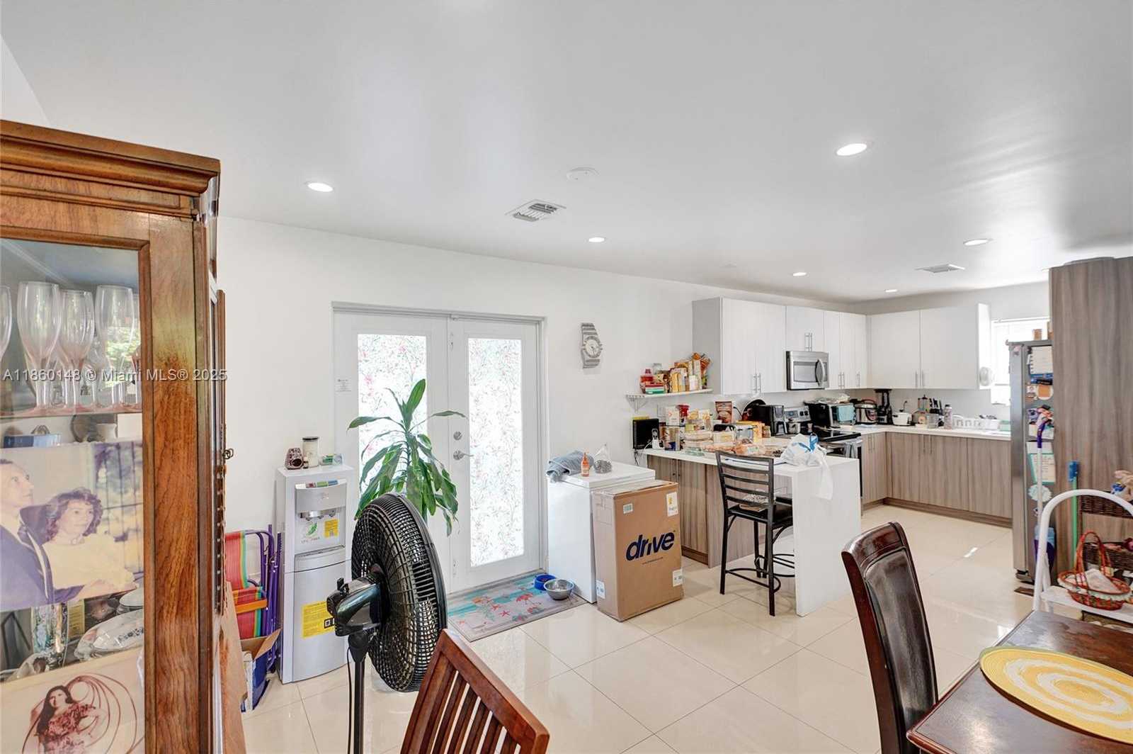 Small Image of 10 NORTH WEST 100TH ST, Miami Shores Number 48