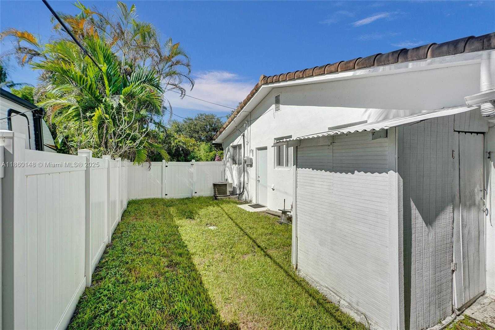 Small Image of 10 NORTH WEST 100TH ST, Miami Shores Number 60