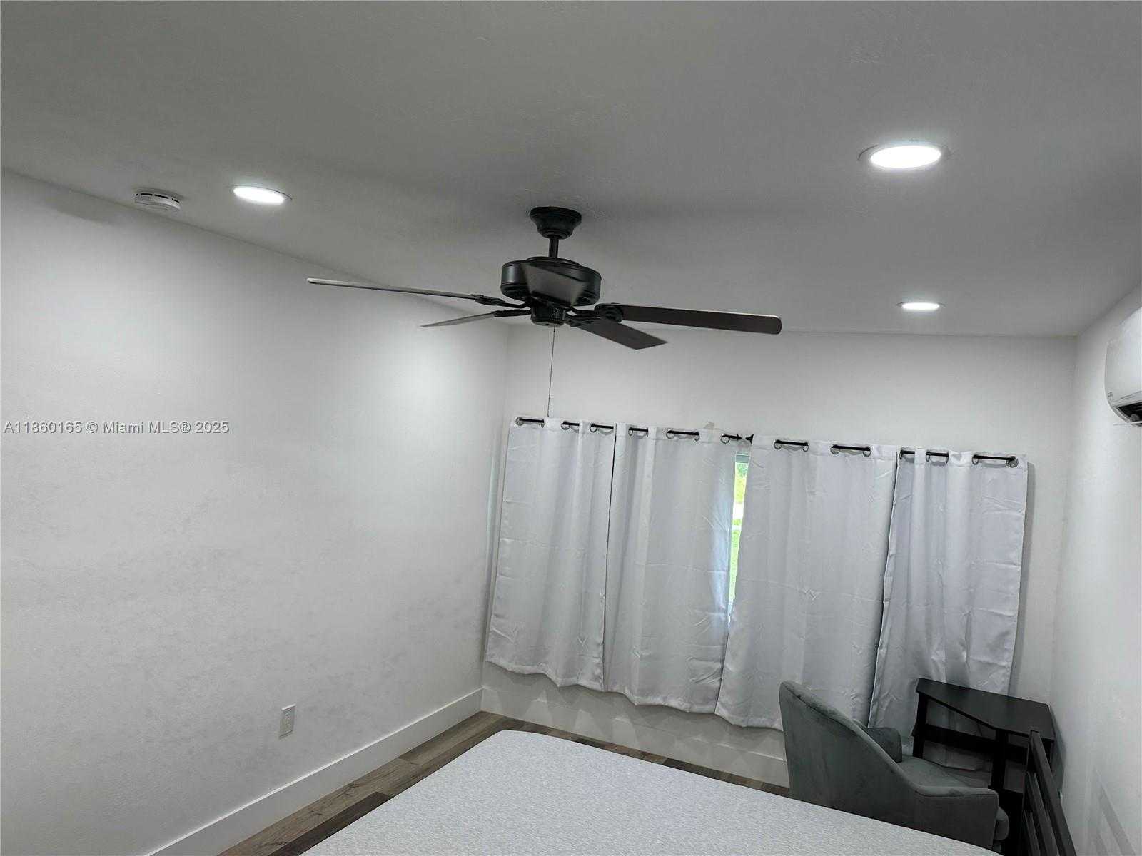 Small Image of 1691 NORTH EAST 177TH ST, North Miami Beach Number 13