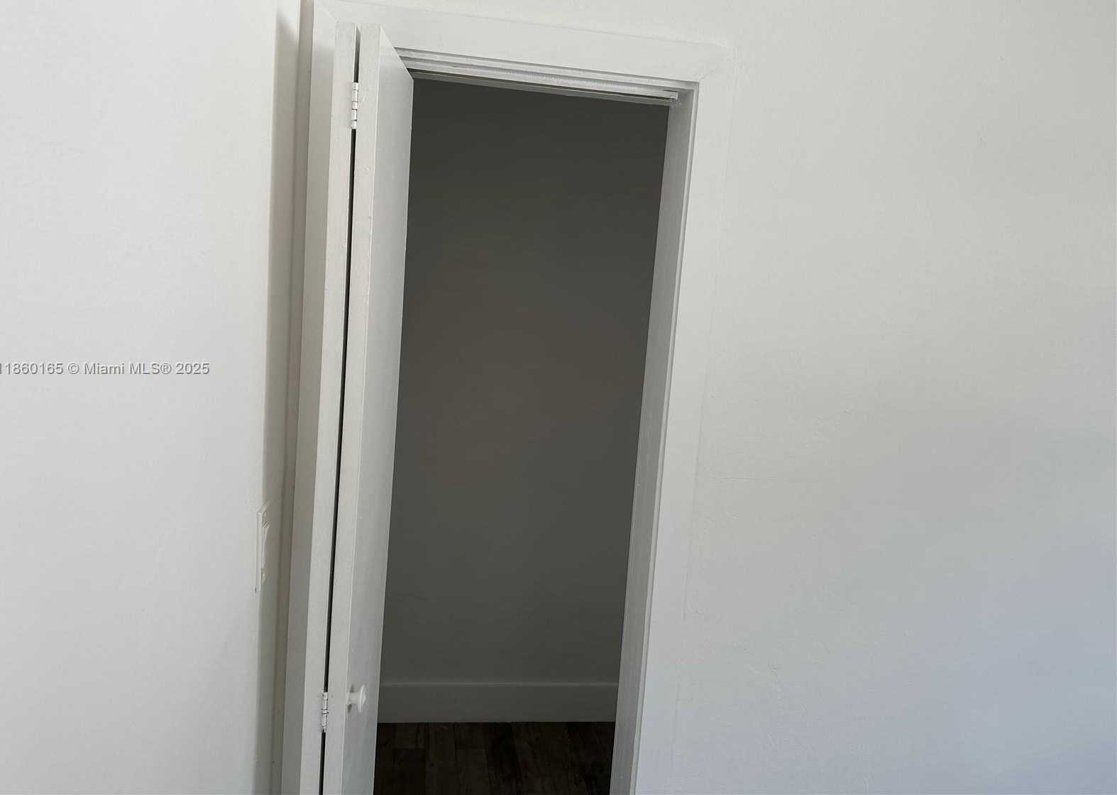 Small Image of 1691 NORTH EAST 177TH ST, North Miami Beach Number 16