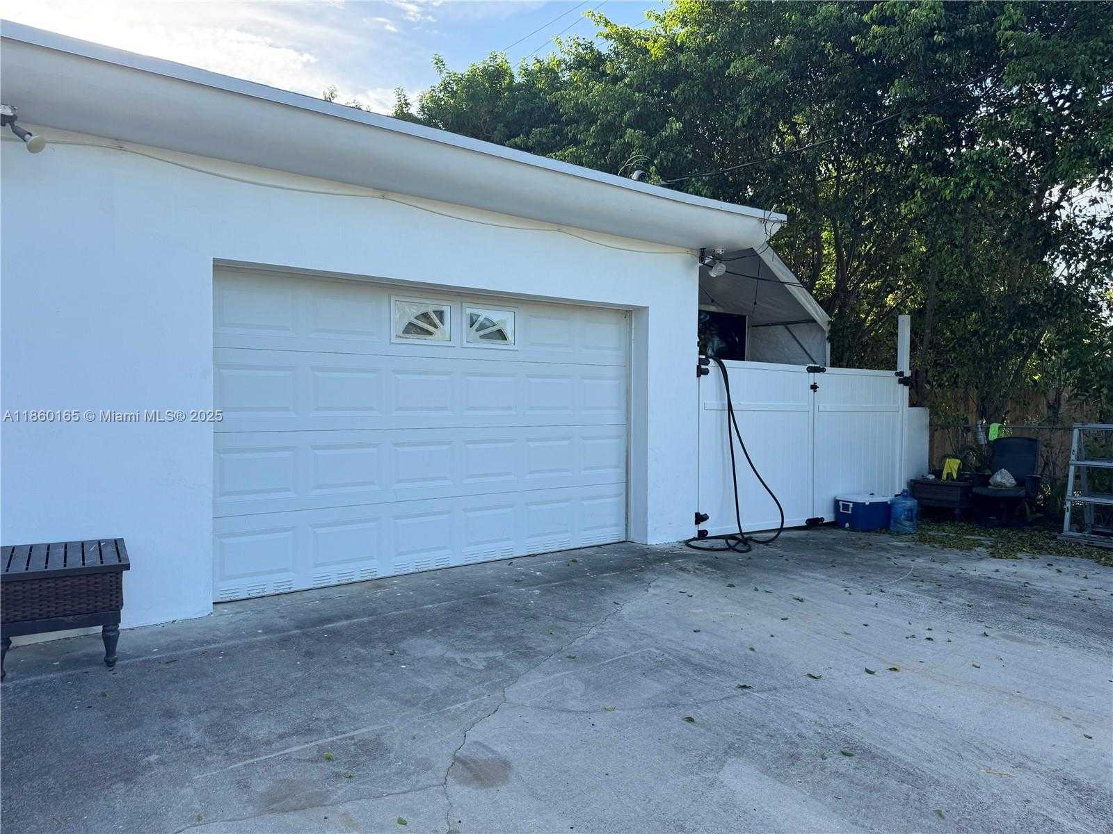 Small Image of 1691 NORTH EAST 177TH ST, North Miami Beach Number 6