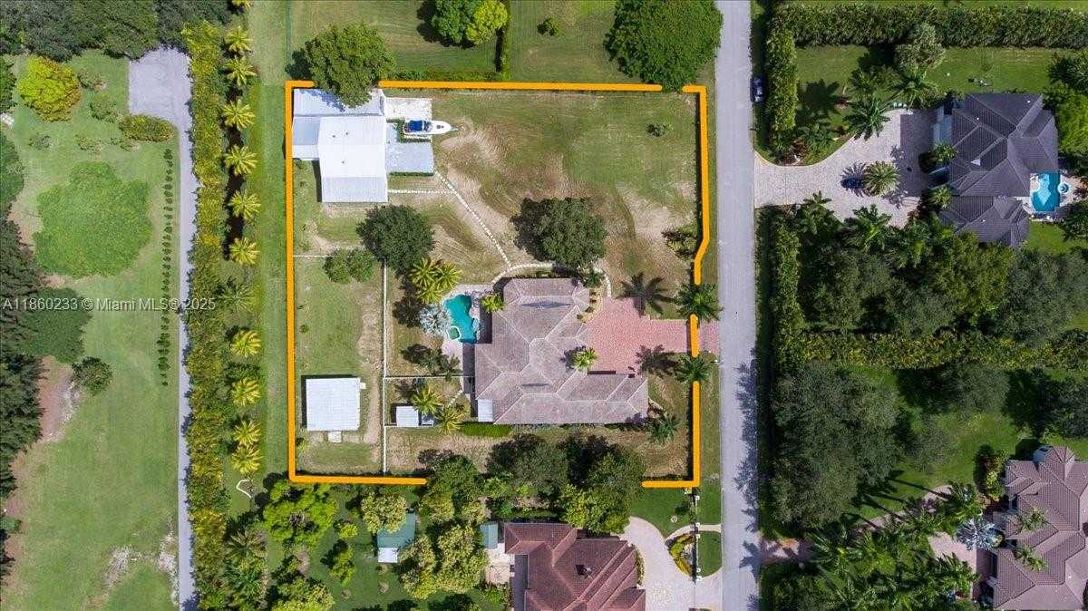 Small Image of 6101 SOUTH WEST 180TH TER, Southwest Ranches Number 43