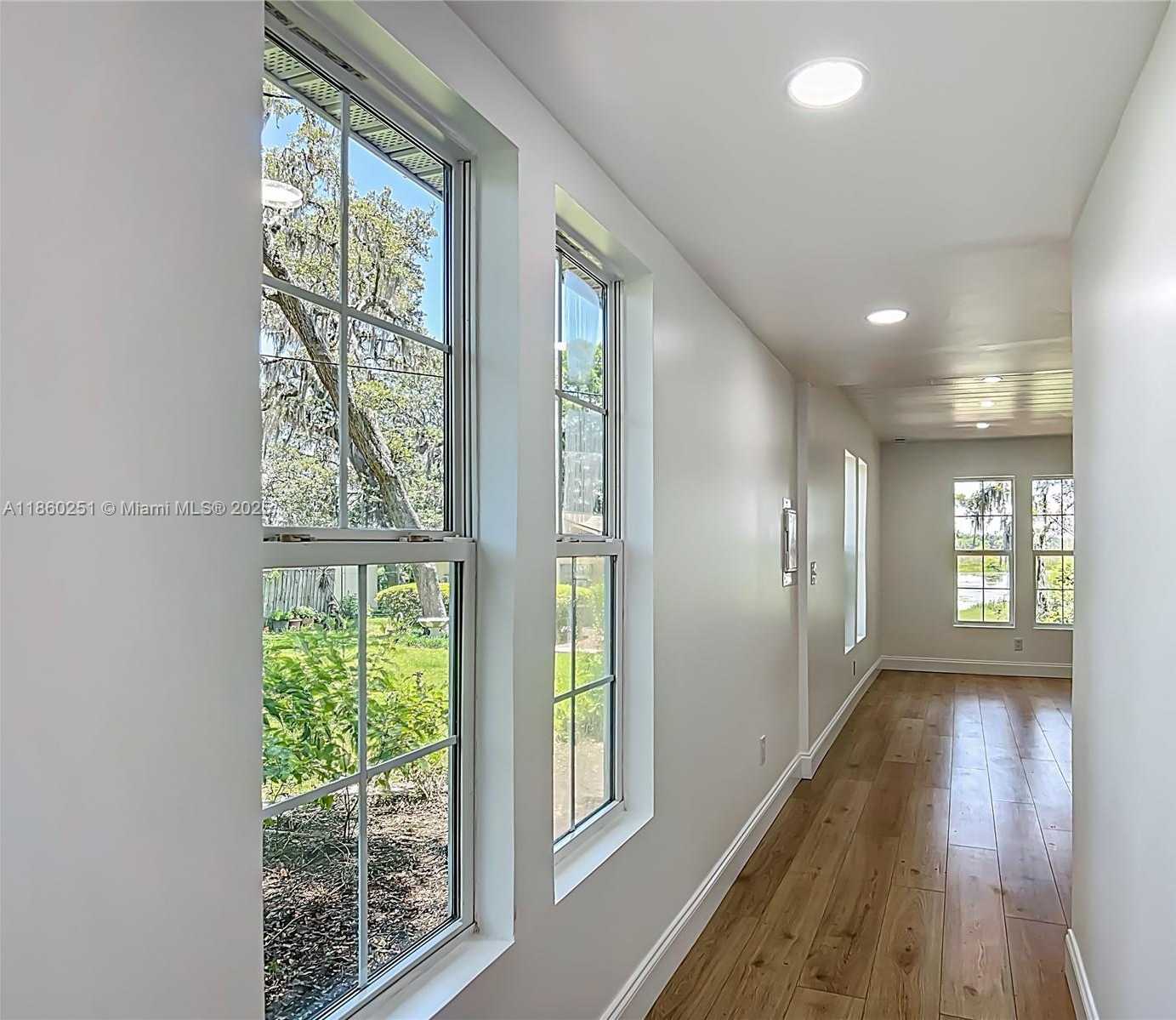 Small Image of 8781 S LAKESHORE DR FLORAL CITY, Other City - In The State Of Florida Number 8