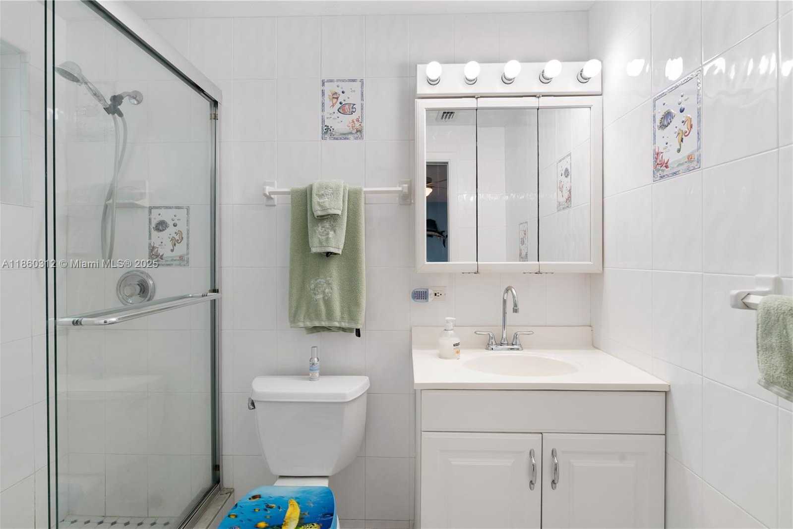Small Image of 1210 CACTUS ST, Key Largo Number 16