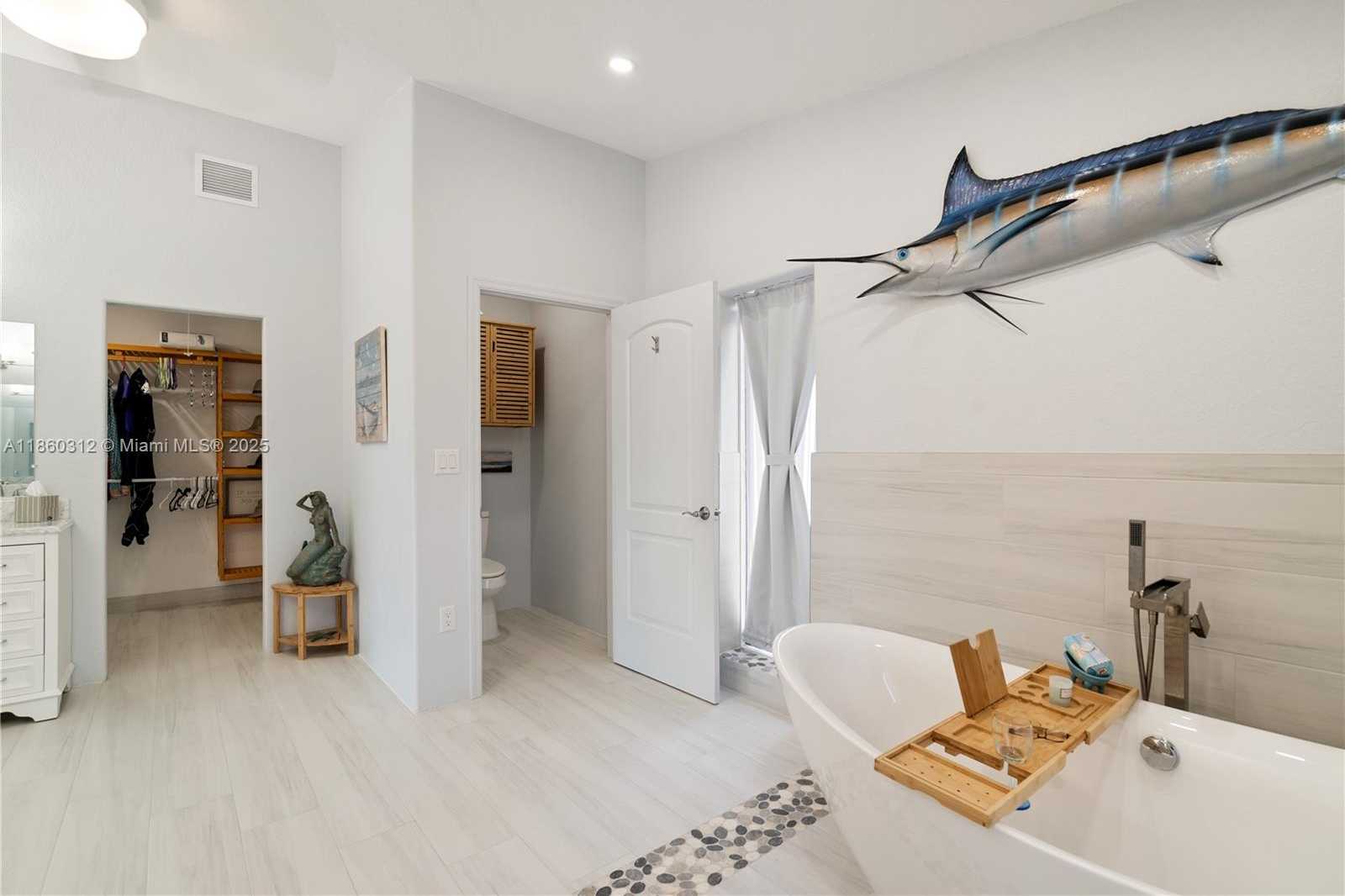 Small Image of 1210 CACTUS ST, Key Largo Number 21
