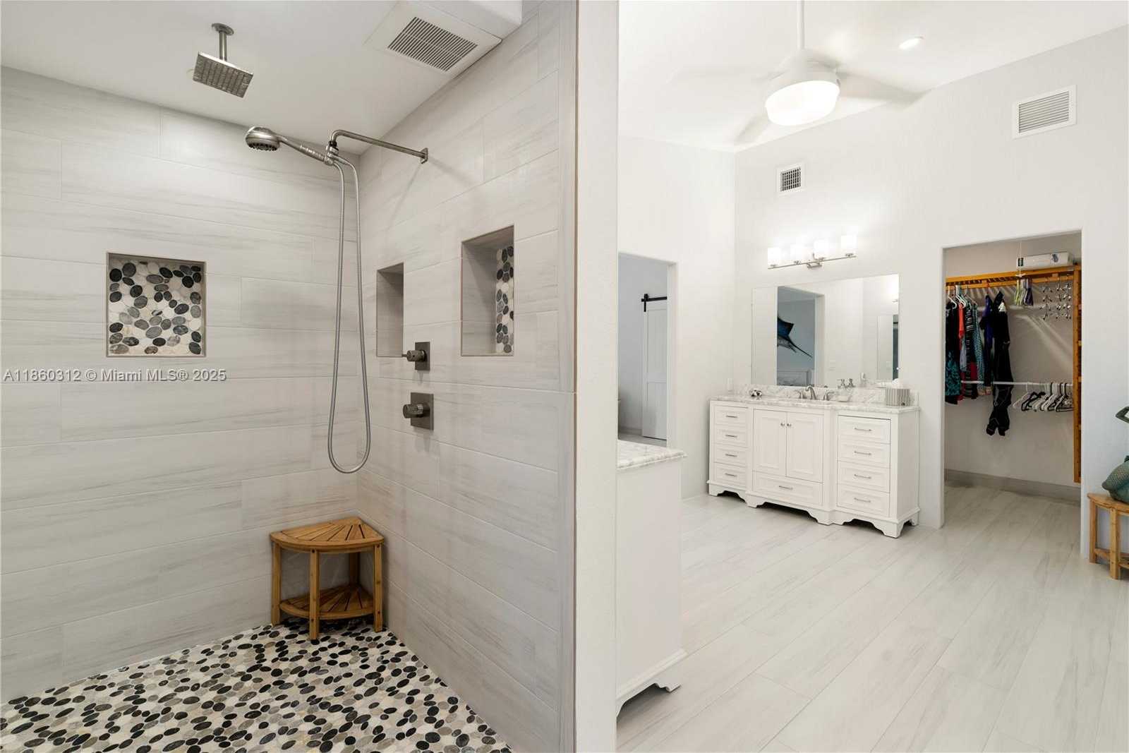 Small Image of 1210 CACTUS ST, Key Largo Number 22