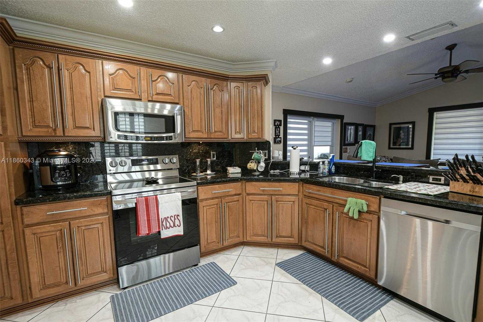Small Image of 17726 SOUTH WEST 27TH CT, Miramar Number 11
