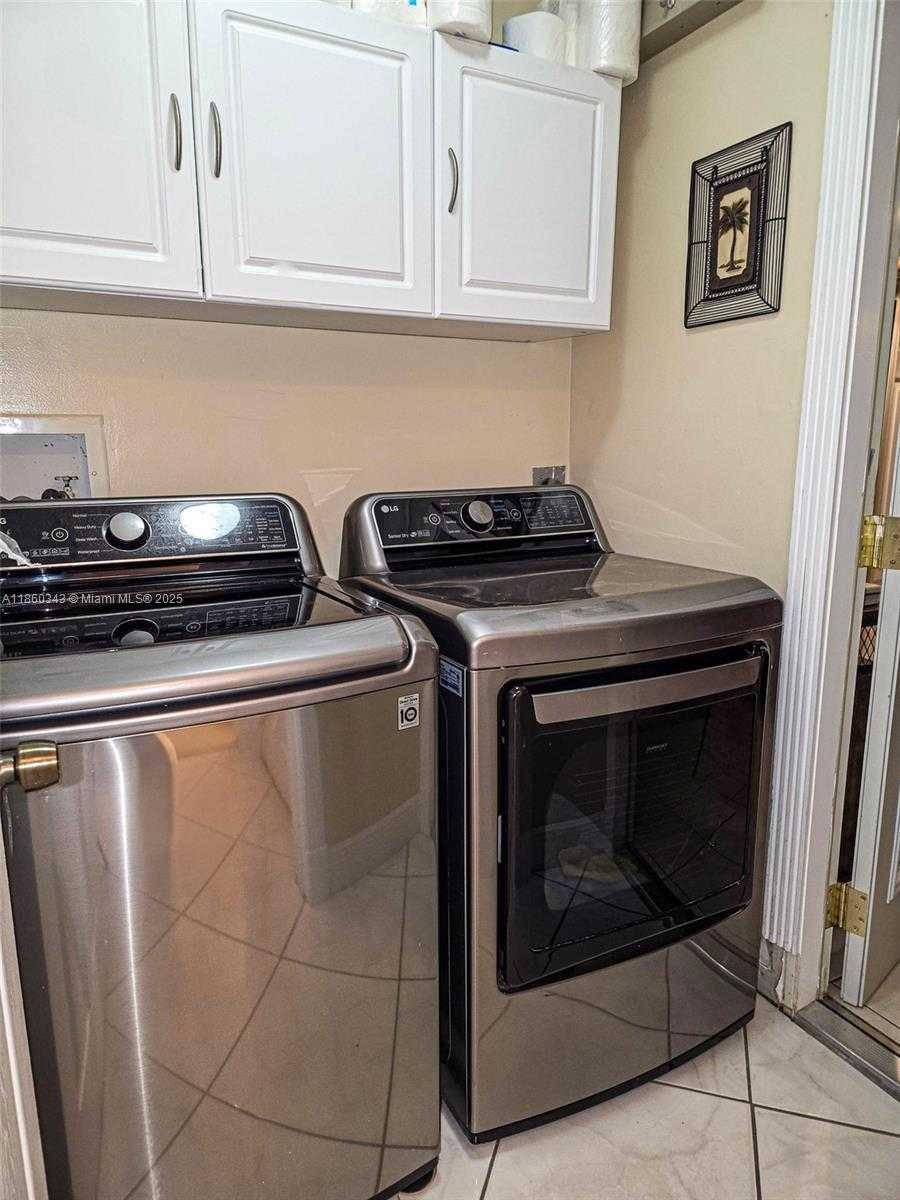 Small Image of 17726 SOUTH WEST 27TH CT, Miramar Number 13