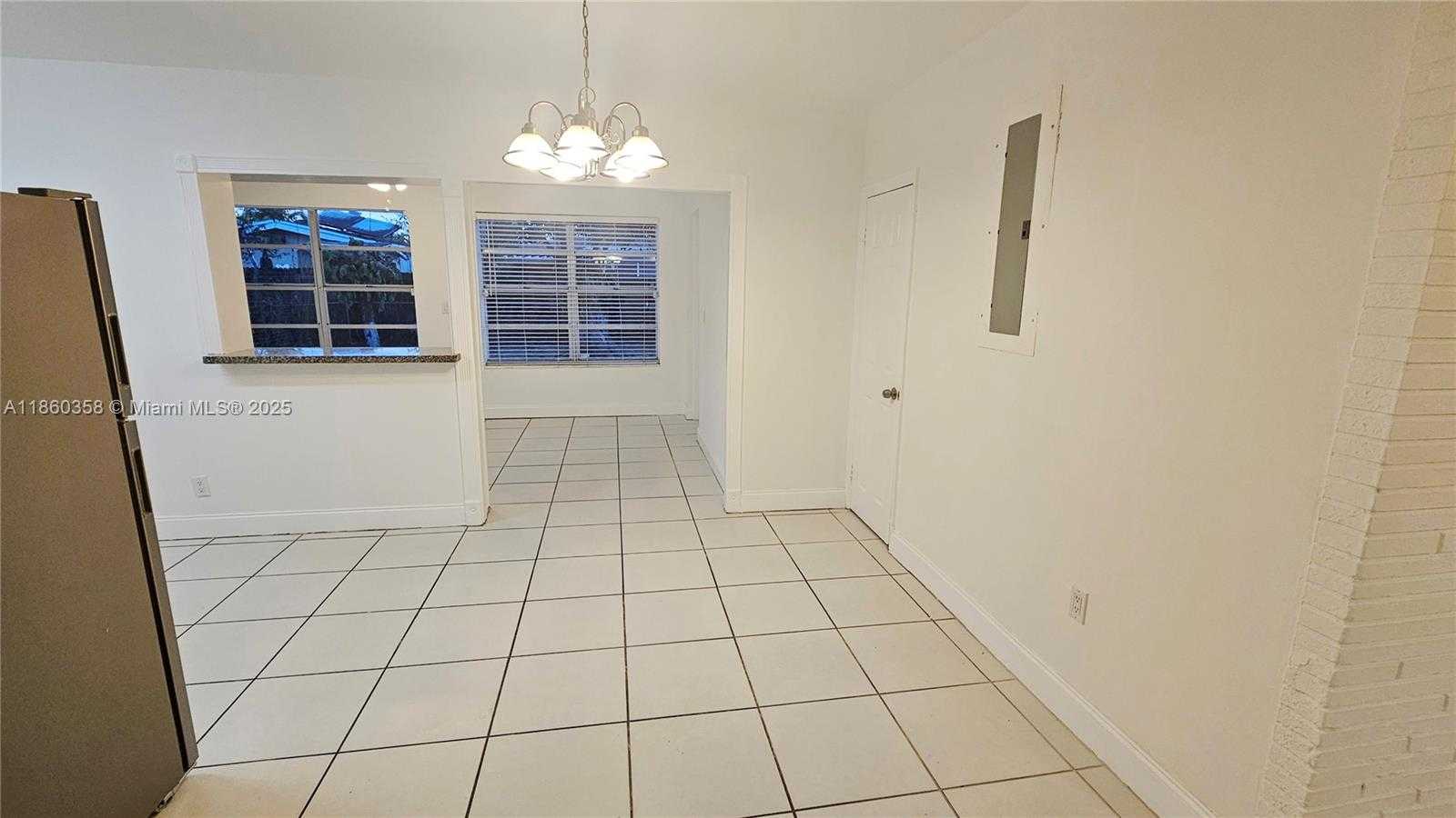 Small Image of 7805 JUNIPER ST, Miramar Number 13