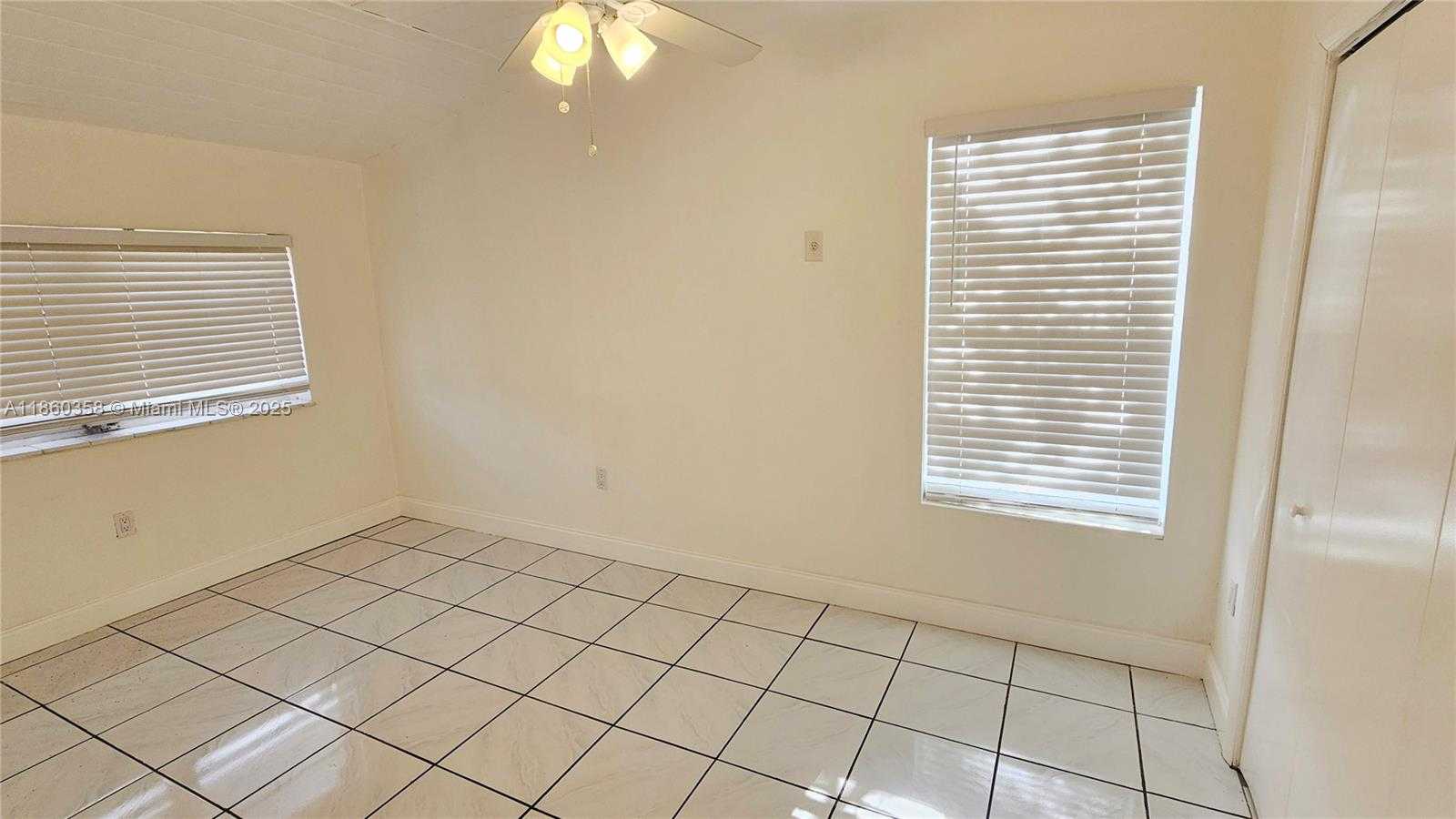 Small Image of 7805 JUNIPER ST, Miramar Number 18