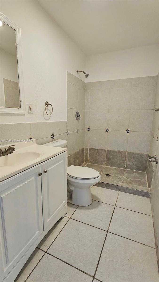 Small Image of 7805 JUNIPER ST, Miramar Number 19