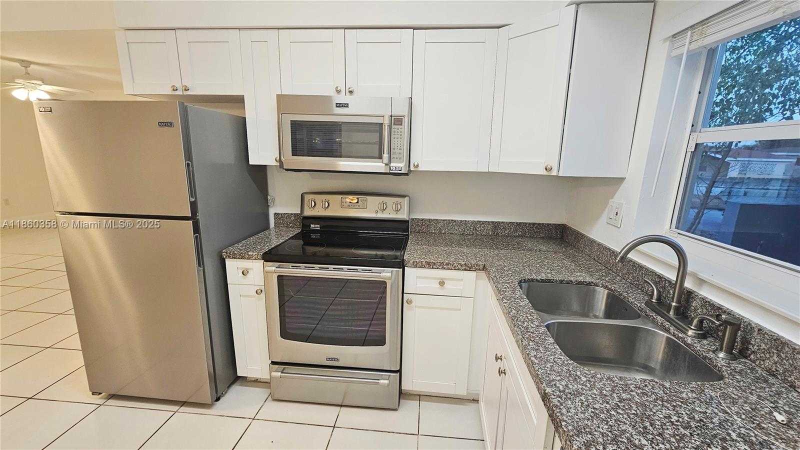 Small Image of 7805 JUNIPER ST, Miramar Number 7