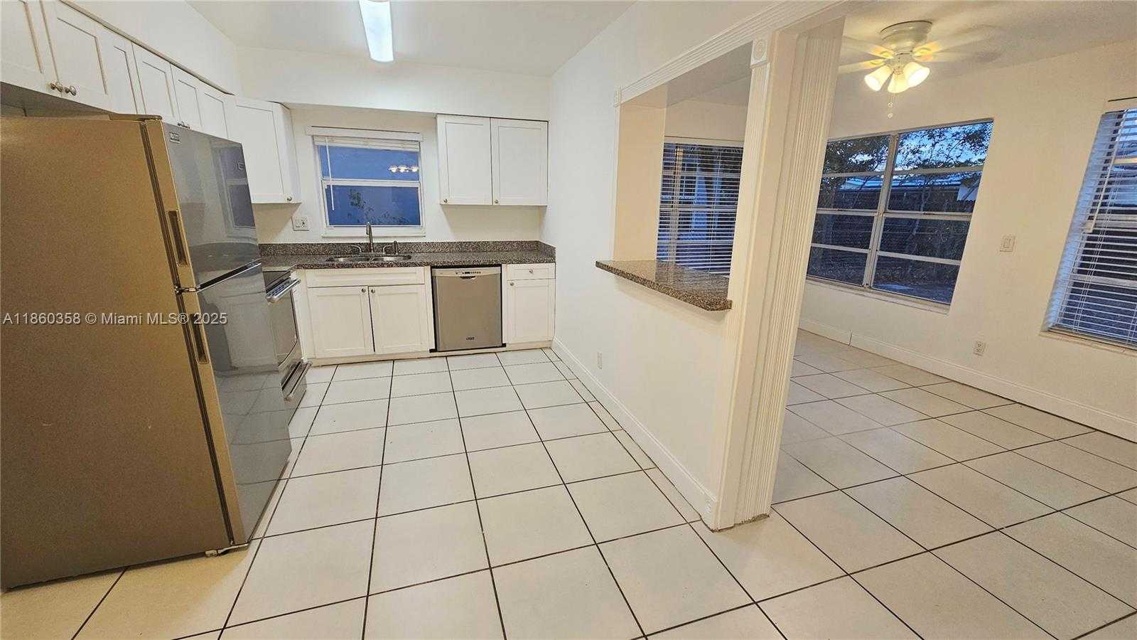 Small Image of 7805 JUNIPER ST, Miramar Number 9